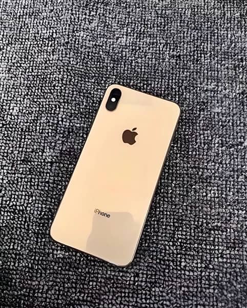 iphone xs max 64gb gold color 1