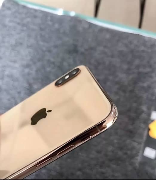 iphone xs max 64gb gold color 2