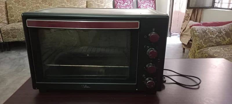 Signature Oven used for baking condition 8/10Cobtact No 03004045635 1