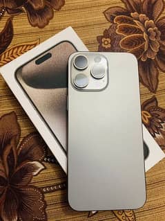 iPhone 15 pro max Natural titanium