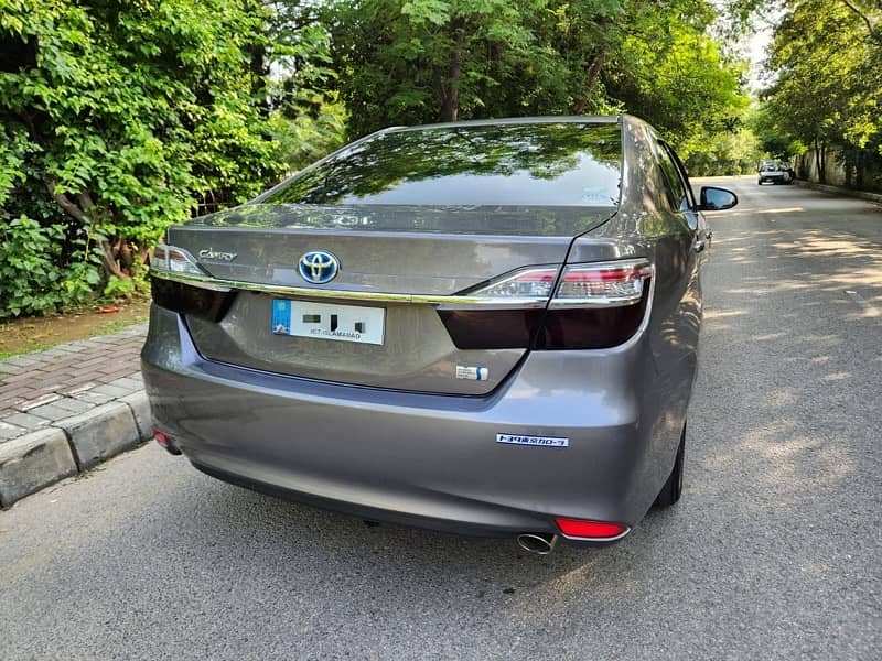 Toyota Camry 2015 /2019 register 1