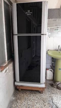 Dawlance fridge in good condition is available for sale 0