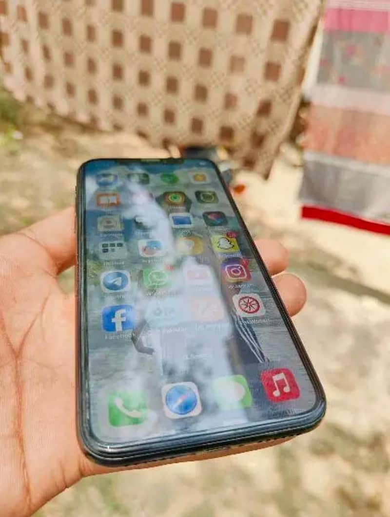 IPhone x PTA Approved 6