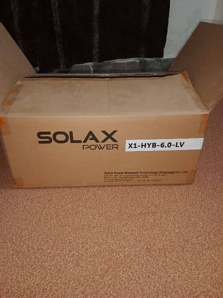 SOLAX 6 KW IP65 HYBRID SOLAR INVERTER ONLY 3 MONTH USE LIKE NEE 2