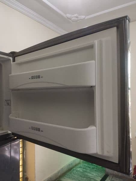 Dawlance Jumbo size Fridge XXL 6