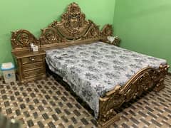 Black taali wood bed and dressing 0