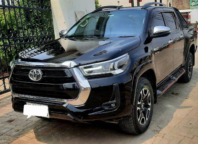 Toyota Hilux Revo 2021 new shape 2