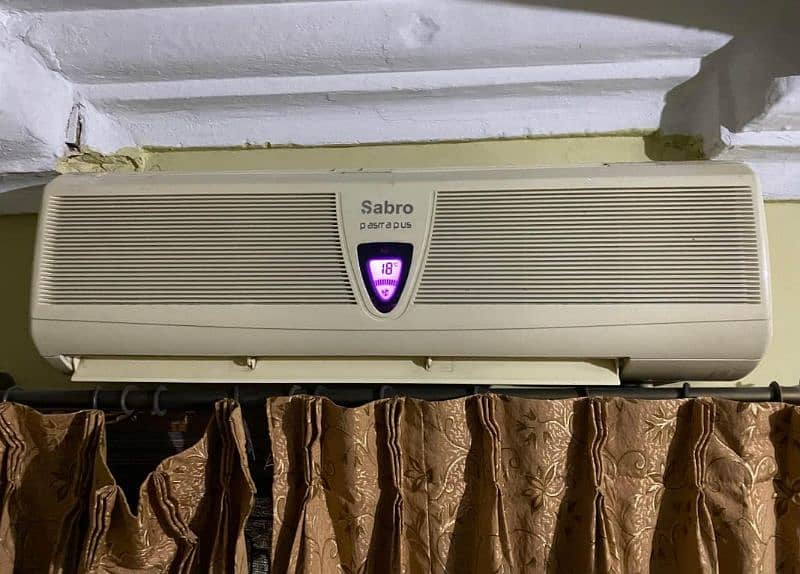 Home used Split AC for sale 0