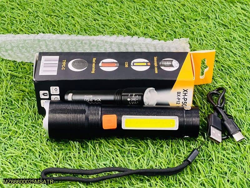 rechargeable emergency light 3