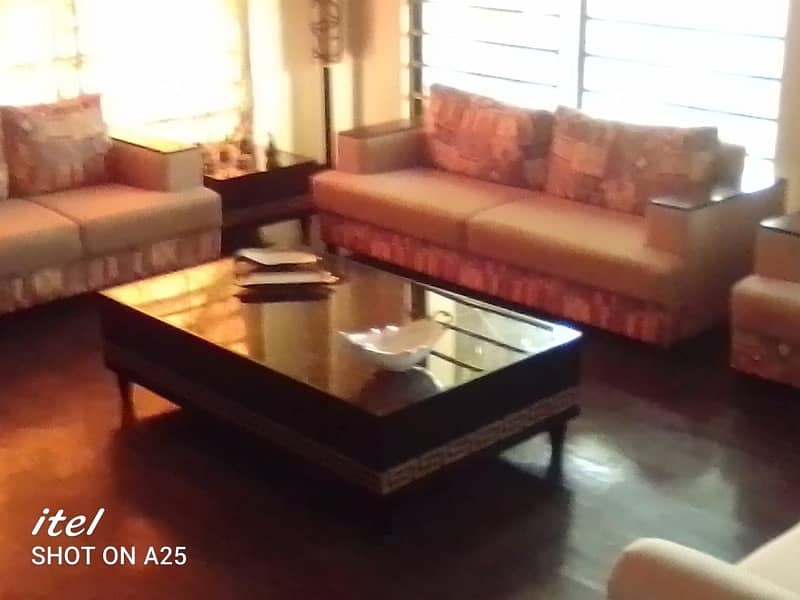 Luxurious 36 Marlas Home with Modern Amenities and Spacious Interiors 10