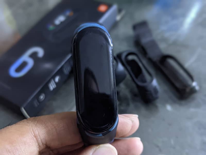 Mi Band 6 with extra Straps 1