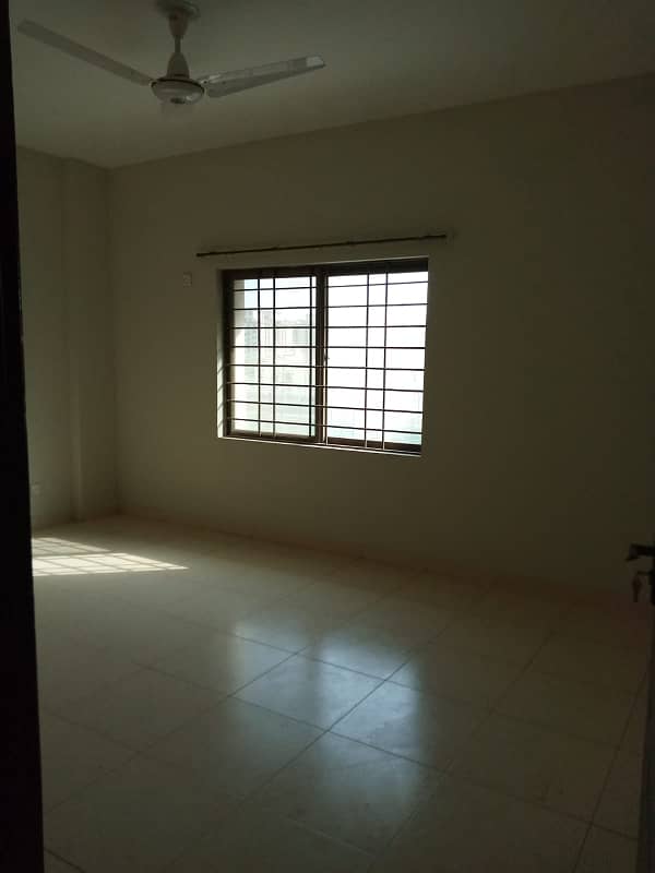 10 Marla Brand New 4th Floor Apartments For Rent 1