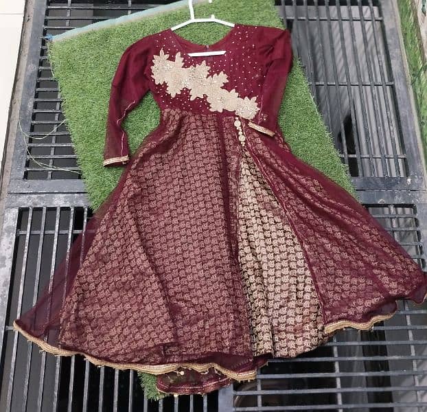 maroon beautiful frock for girls 1