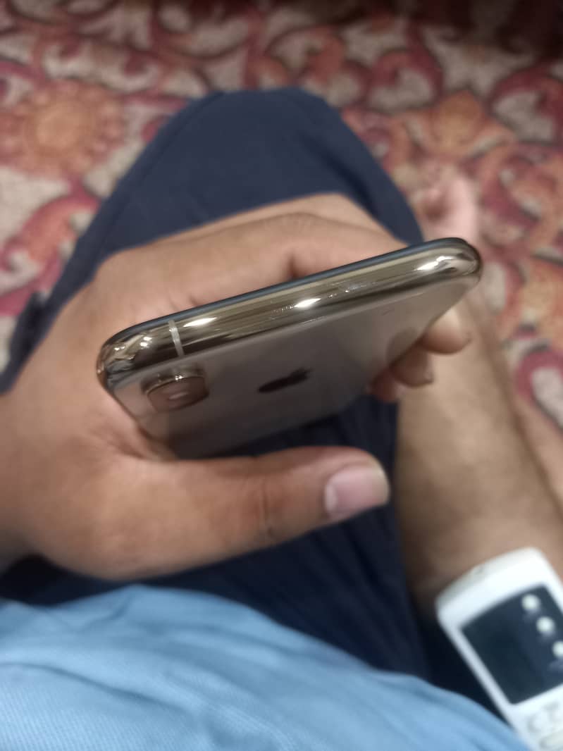 iphone xs 256GB 8