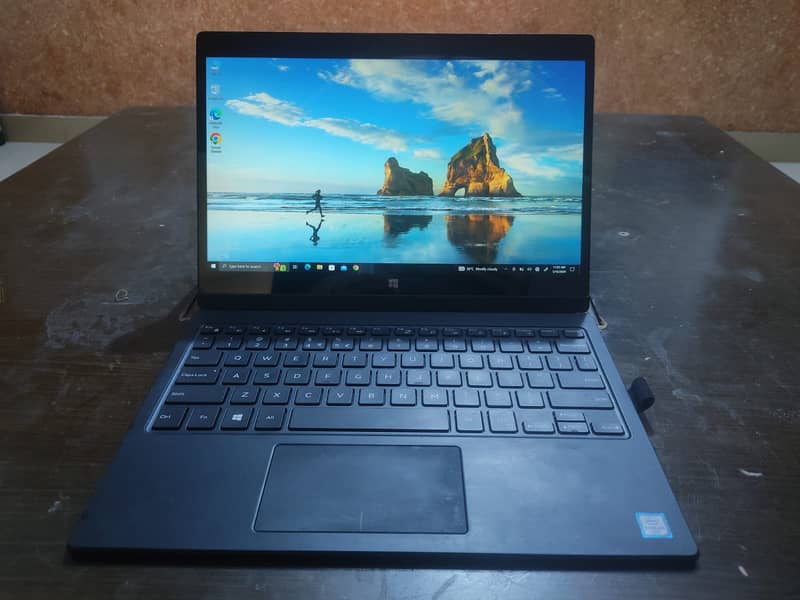 Dell Laptop Touch 4K i5 8 256 (03134680048) 1