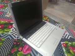 Dell Laptop Xps m1530 with Free Charger 0