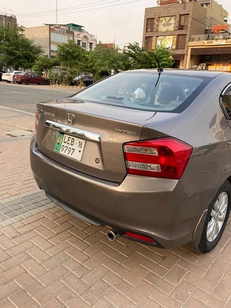 Honda City Aspire 1.5 manual 2016 10