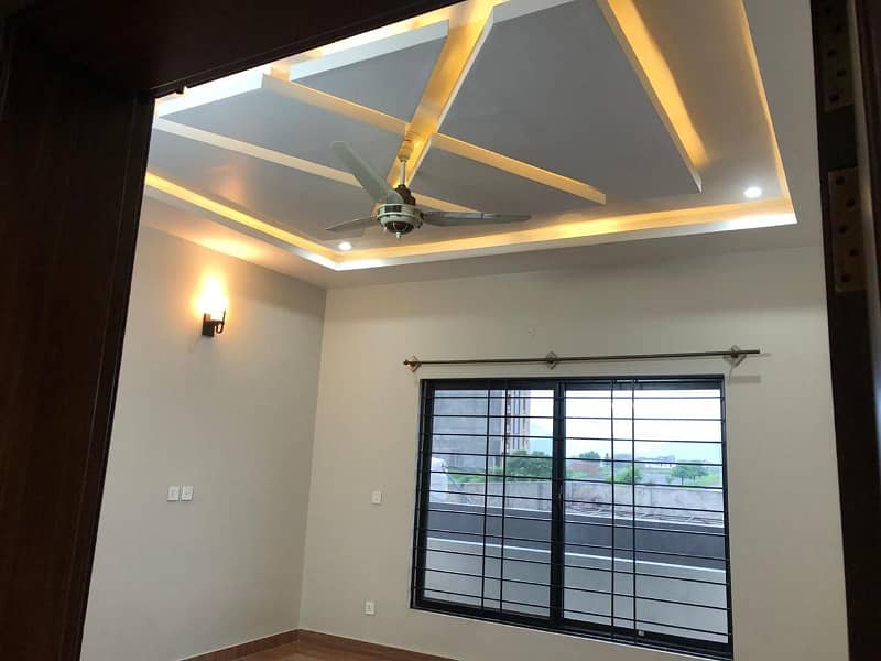 1 Kanal Brand New Beautiful House For Sale B17 Block C 16