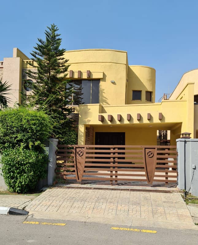 Brand New Condition Safari Villa 4 Bed Available For Sale In Bahria Town Phase 7 0