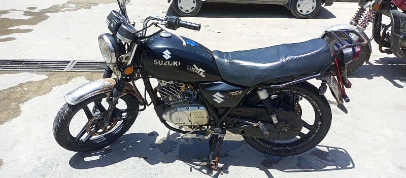 Suzuki GS 150cc urgent sell 7