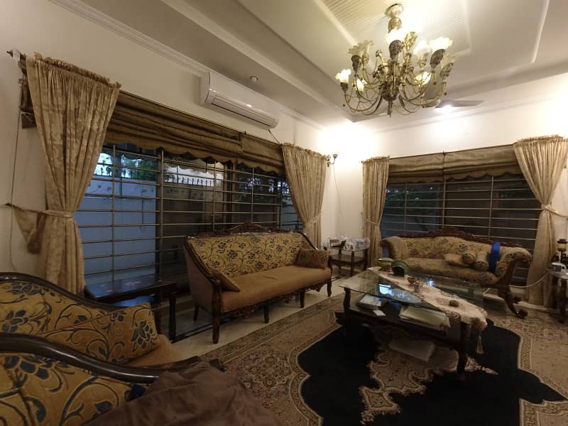 Main Boulevard 1 Kanal Corner House Available For Sale in Bahria Town Rawalpindi 15