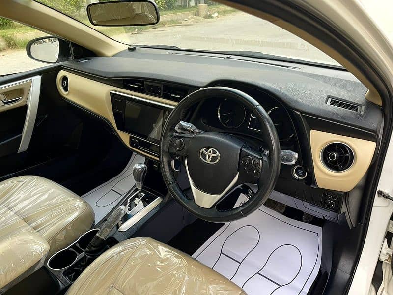 Toyota Altis Grande 2019 10