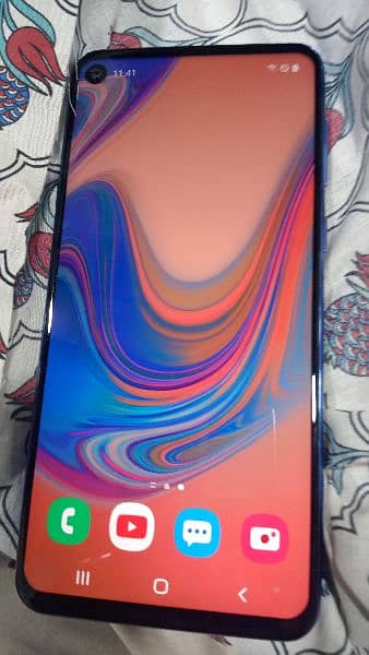 Samsung a8s 6gb/128gb good device   condition 10/9 back  little crack 4