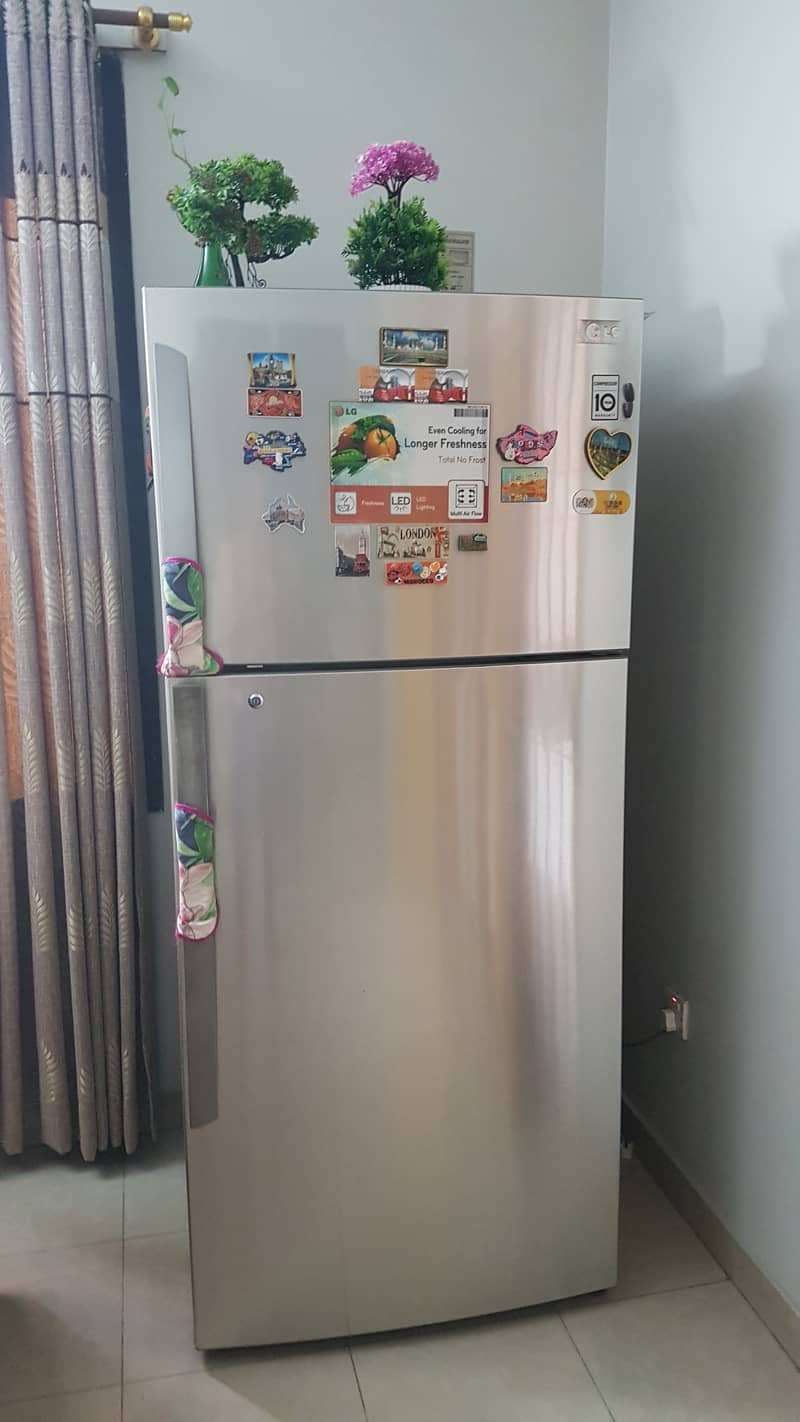 Selling Refrigerator 1