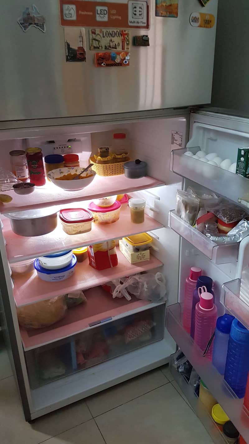 Selling Refrigerator 4