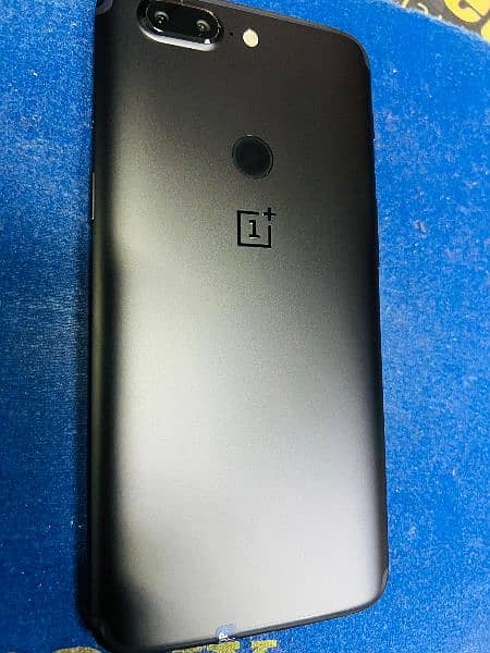 OnePlus 5t 6gb 64gb in Lush Condition Liftetime PTA 2