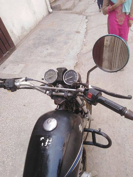 suzuki GS 150 genuine bike all files cliar good condition 11