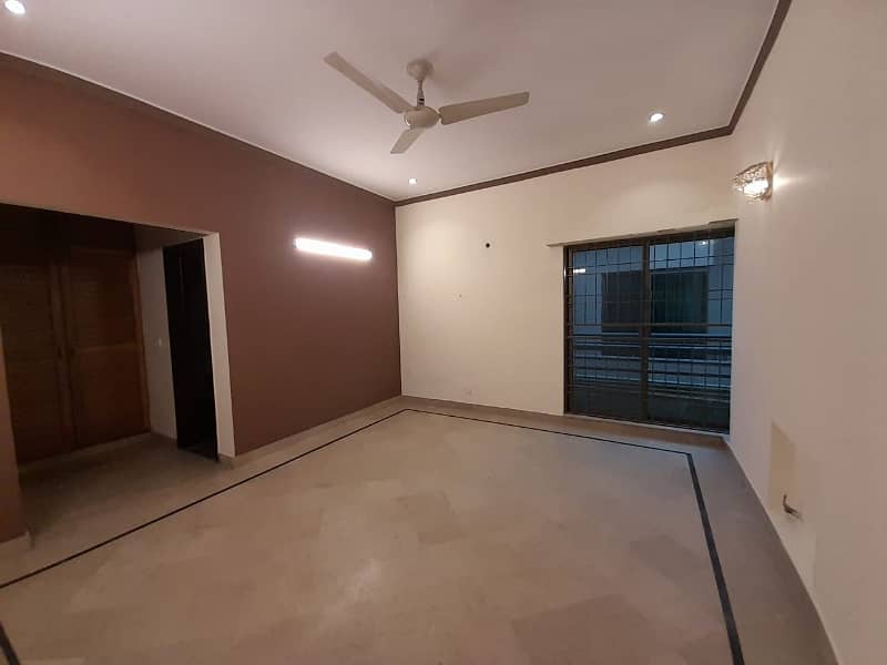 One Kanal Fully Renovated 3 Beds Upper Portion For Rent In Phase 4, DHA. 13