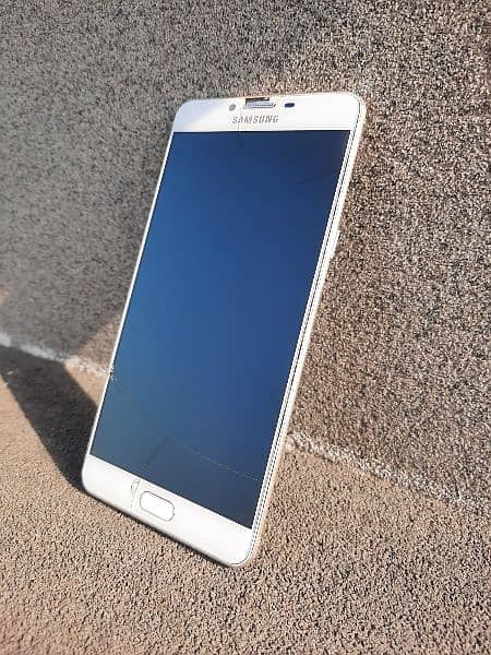 samsung Galaxy C9 pro (6 64) Offichal Pta SALE & EXCHANGE POSSIBLE 0