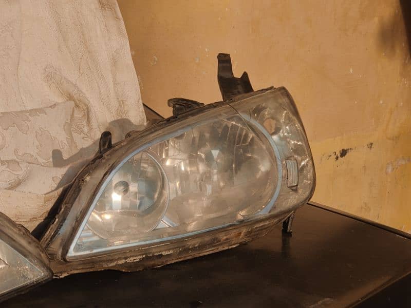 Honda civic 2005 head light/front lights 0