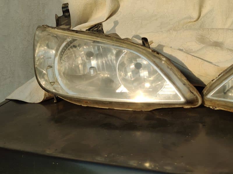 Honda civic 2005 head light/front lights 2