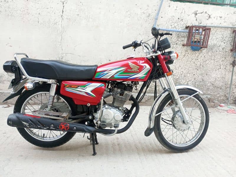 Honda CG125 Model 2022 /23 3