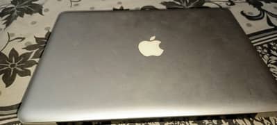 MAC BOOK PRO 2009