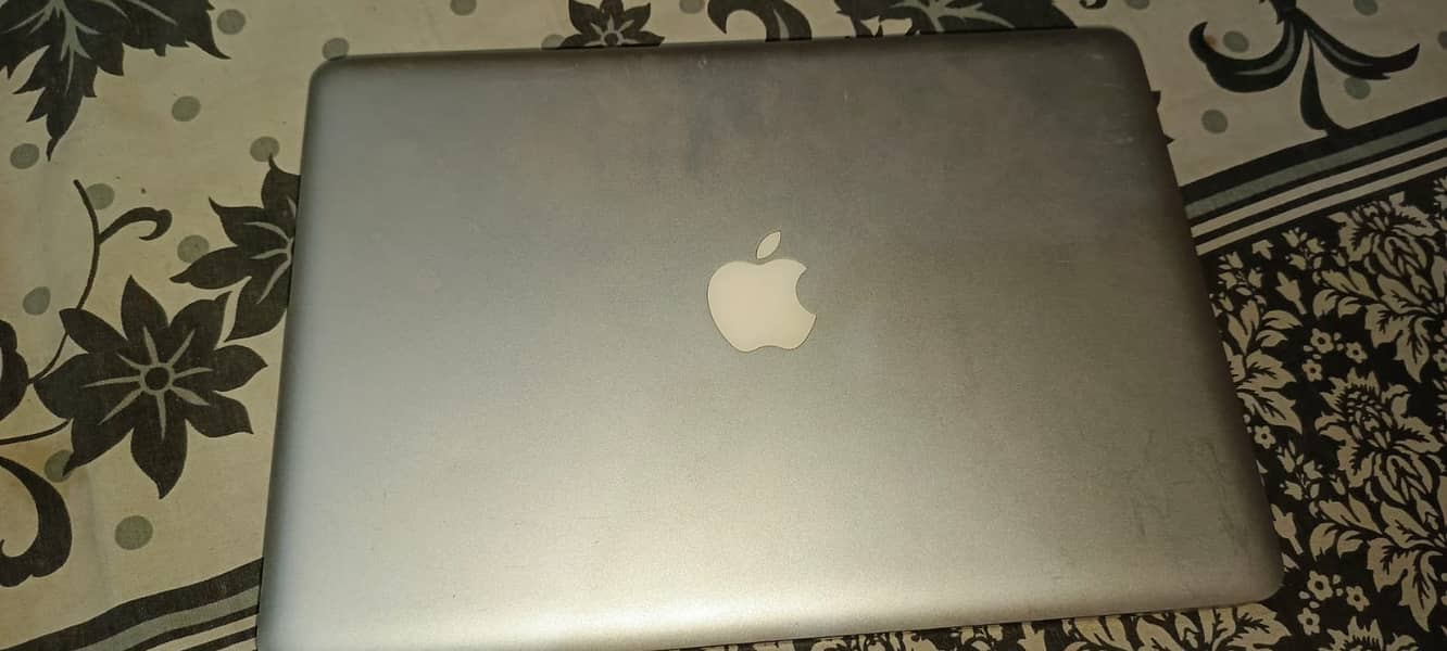 MAC BOOK PRO 2009 3