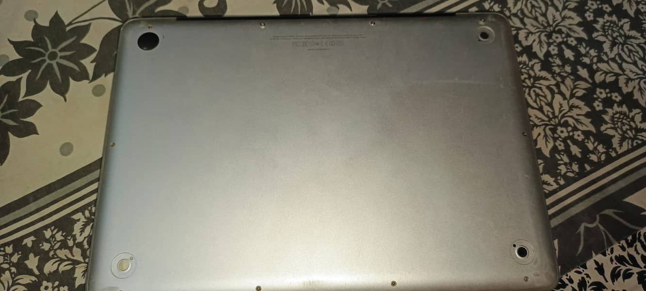 MAC BOOK PRO 2009 5