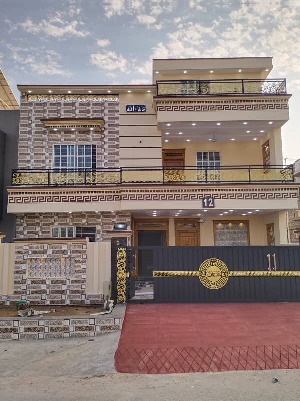 Size 35x70 Luxury Brand New House For Sale In G-13 8