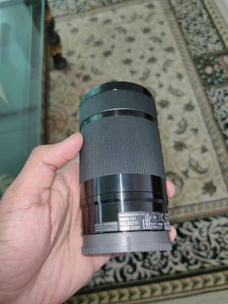 Sony 55-210mm E-mount lens with tripod 1