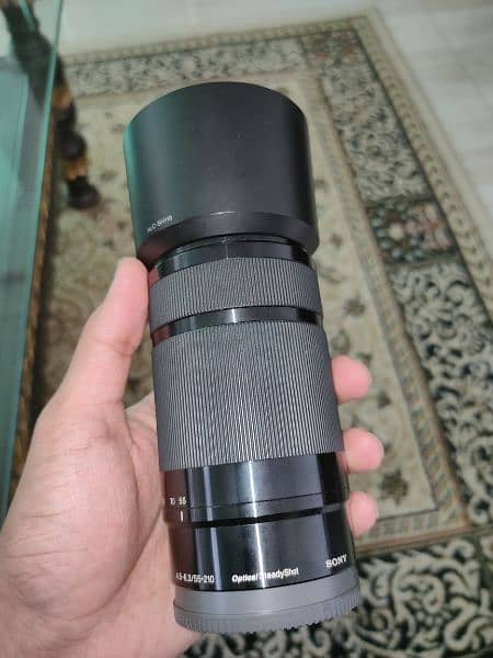 Sony 55-210mm E-mount lens with tripod 4