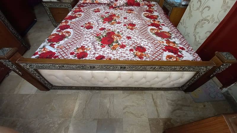 Wooden bed set 1