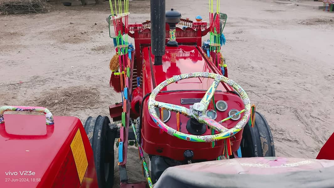 Tractor Massey Ferguson 260 Model 2010 2