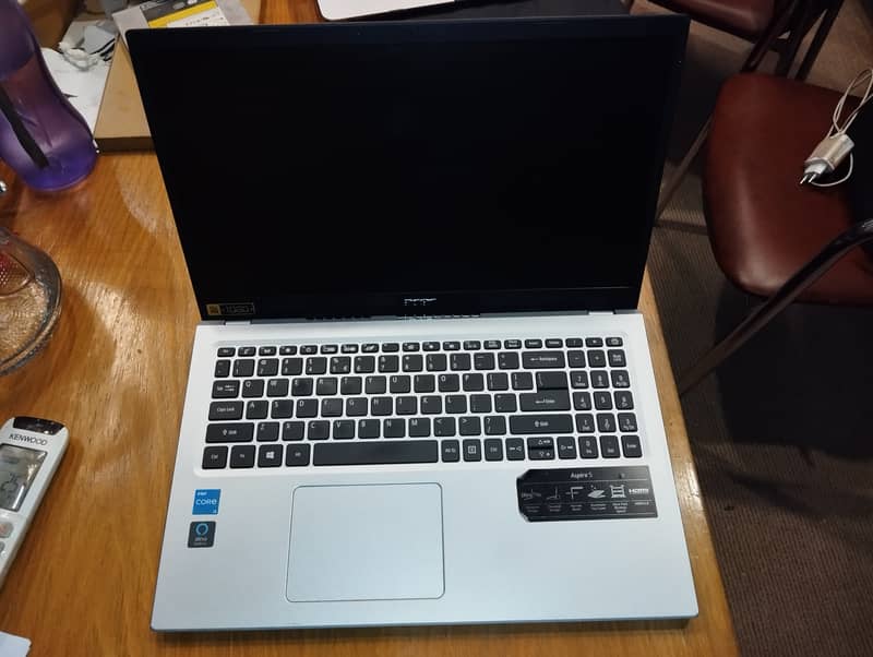 Acer Aspire 5 I3 11Generation 8GB /500 GB SSD 2