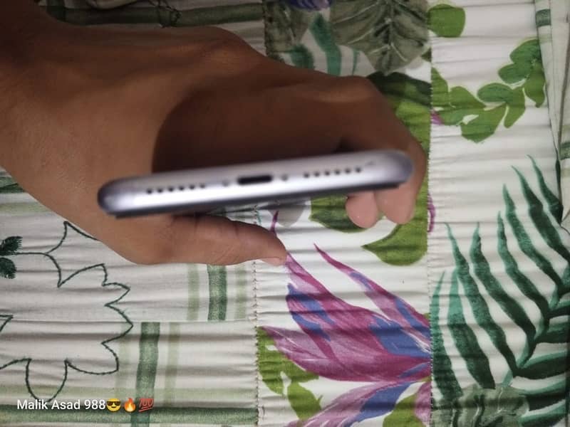 IPhone 11 128gb Non PTA (factory unlock ) 8