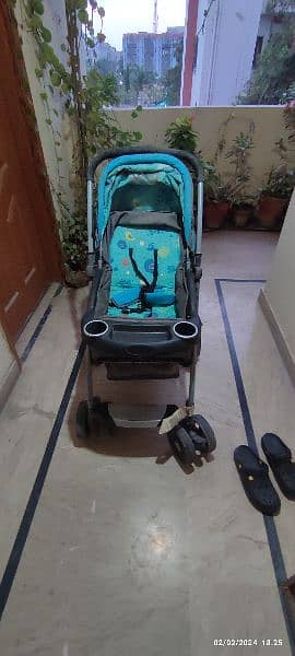 Baby Pram only 6Months used in UAE 2