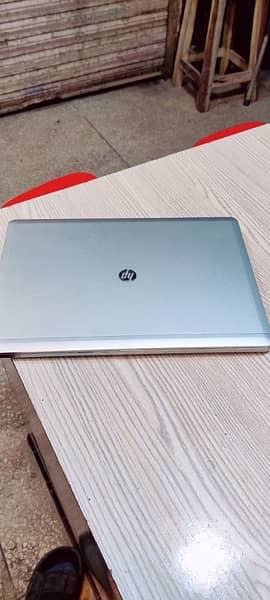 HP Folio 9470m slim machine 2