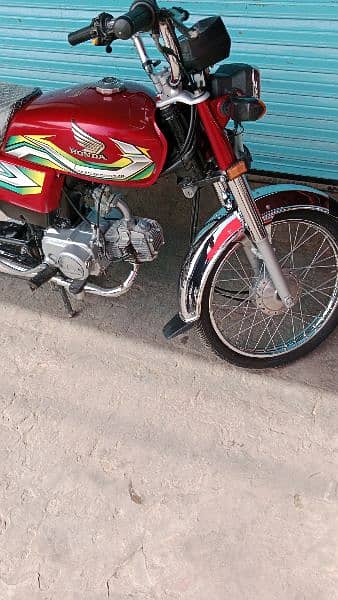 Honda 70 model 22/23 number all Punjab condition 10 by 10 5