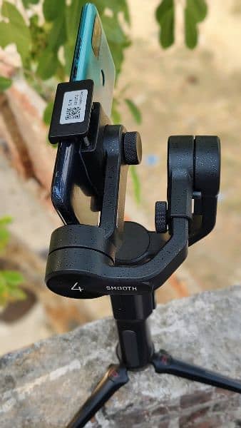 Zhiyum smooth 4 | new condition| mobile stand for vlogging 5